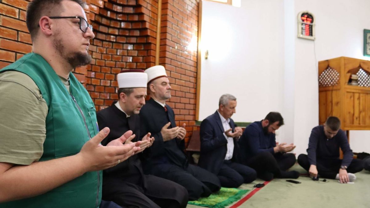 Počele pripreme hadžija i hadžinica s područja Mostarskog muftijstva za polazak u Meku i Medinu